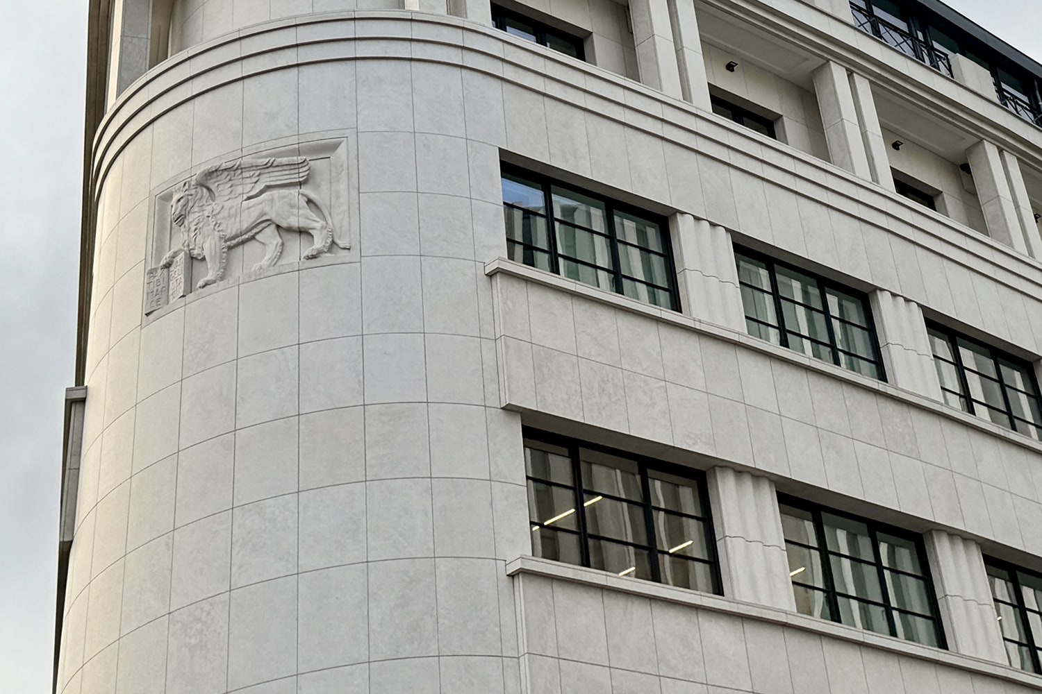 Voormalig Trieste Verzekeringsgebouw