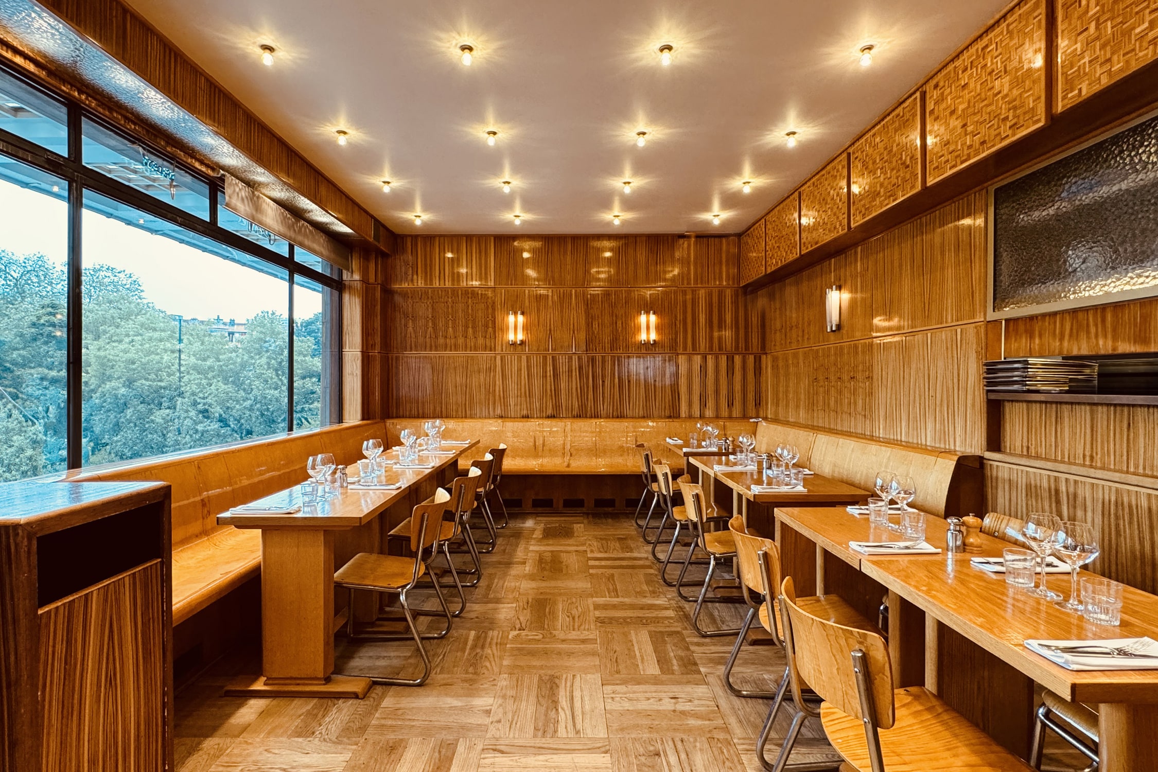 IXE50 Restaurant "Le Variétés" Flagey