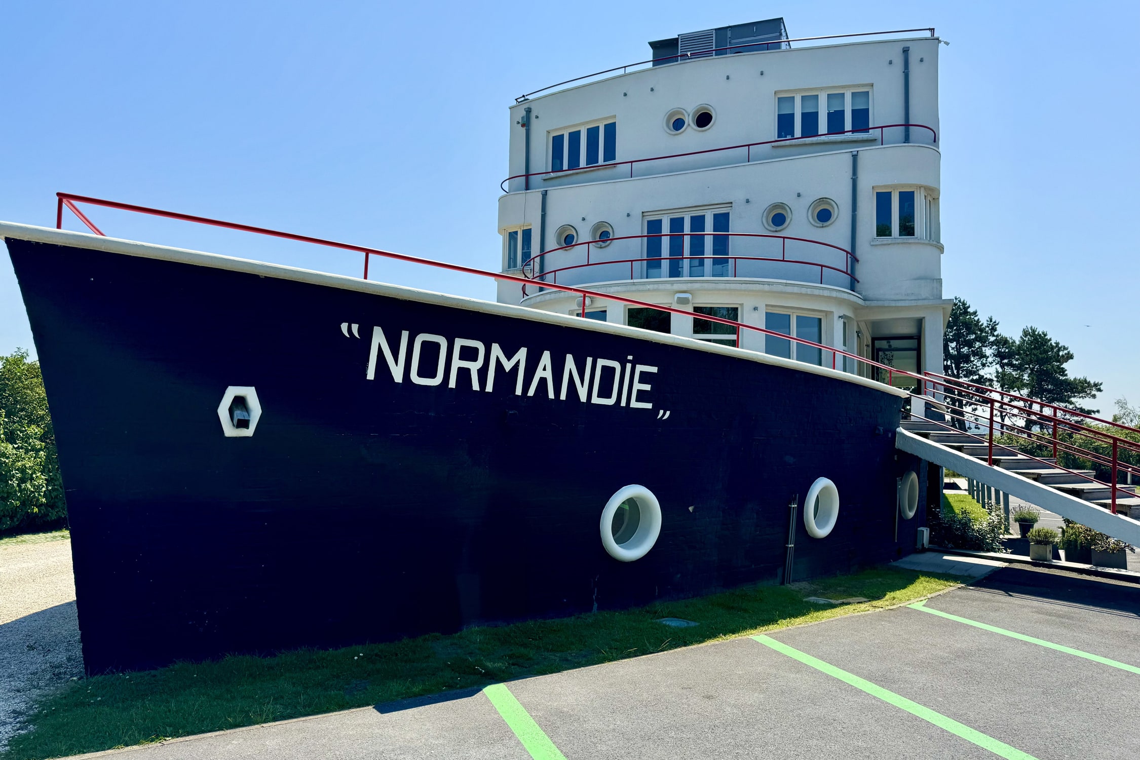 KOK03 Hotel-ship Normandie