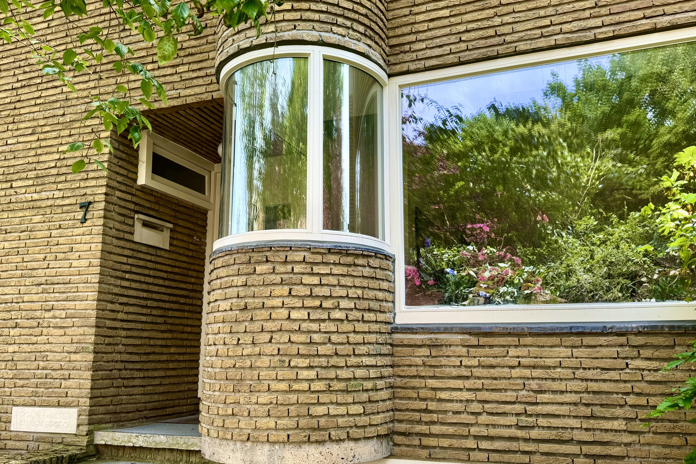 ANT56 Van Rossem House